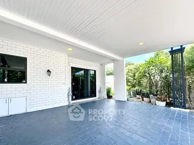 image_rental-28838900