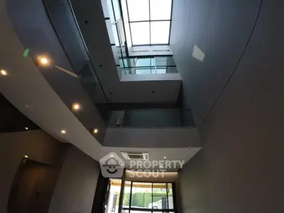 image_rental-27681652