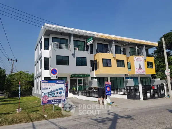 image_rental-6596401