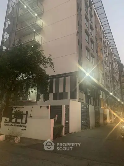 image_rental-27382278