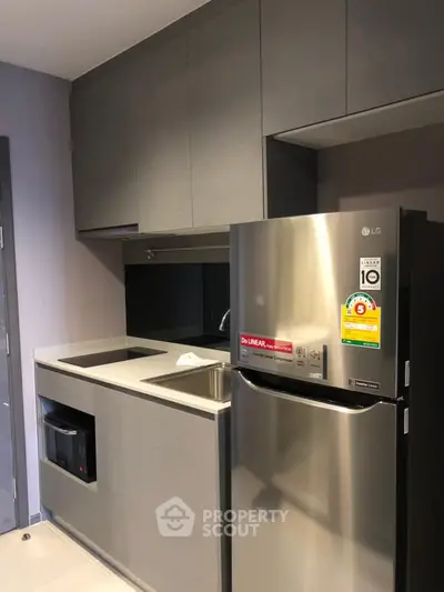 Fully Furnished 1 Bedroom Condo at Ideo Sukhumvit 93-5