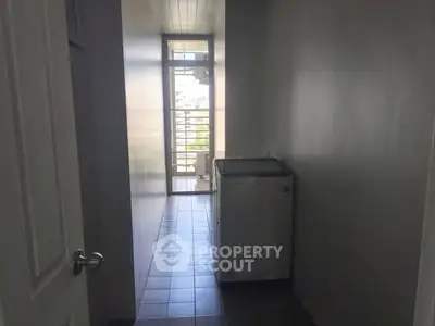 image_rental-30402956