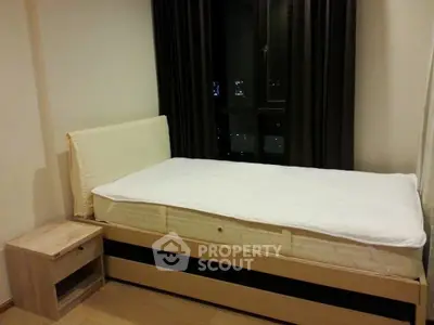  1 Bedroom Condo at Fuse Sathorn Taksin-2