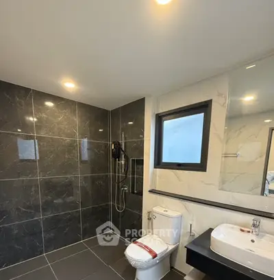 Screenshot 2568-12-03 at 16.16.38.jpg