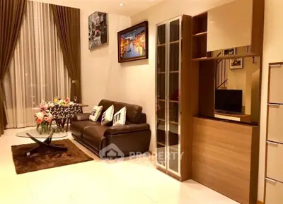  1 Bedroom Condo at The Emporio Place Sukhumvit 24-4