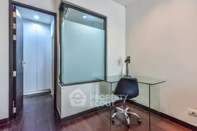 image_rental-29828358