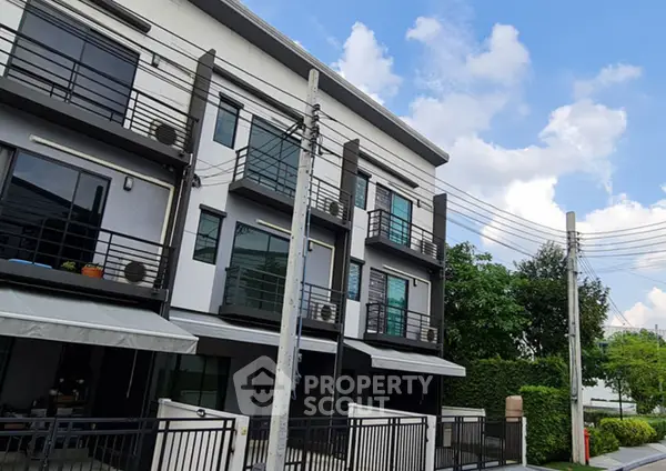 image_rental-27758882