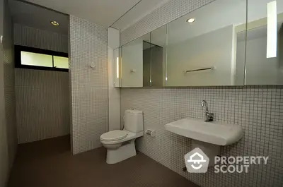 Fully Furnished 2 Bedrooms Apartment at พี 202 บูติค อพาร์ทเม้นท์-2