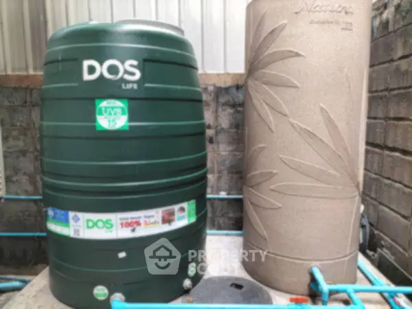 image_rental-27810143