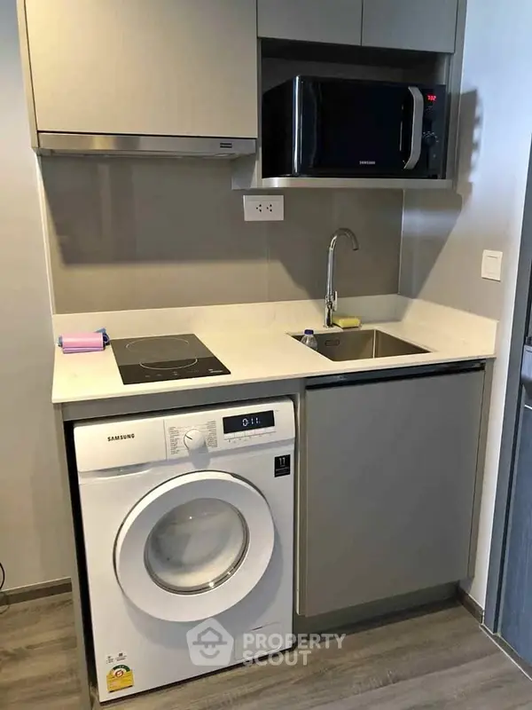 image_rental-27020394