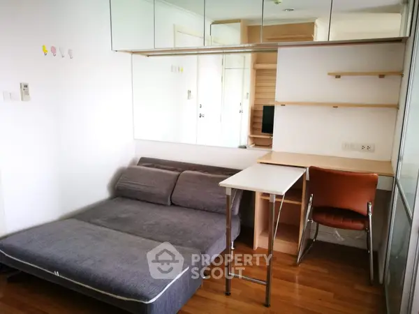 image_rental-5966529