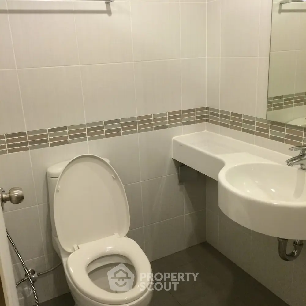  1 Bedroom Condo at Lumpini Park Rama 9 Ratchada-1