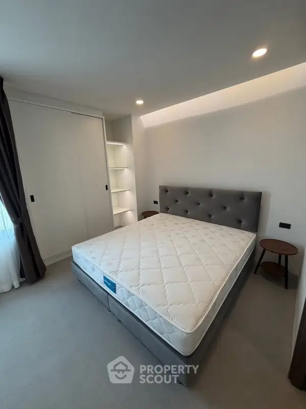 image_rental-29942920