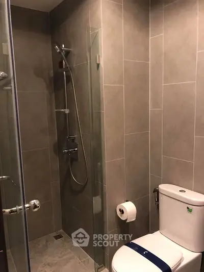  1 Bedroom Condo at C Ekkamai-4