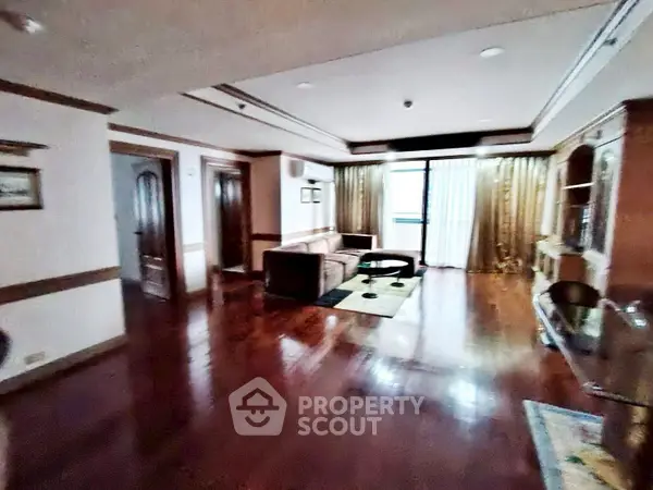 image_rental-27030057