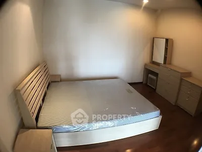  2 Bedrooms Condo at Noble Ora-3