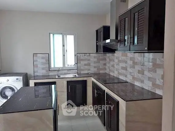 image_rental-27302495