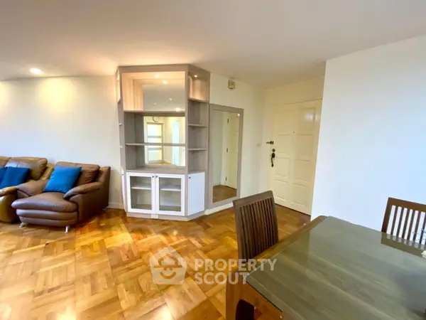 image_rental-6864015