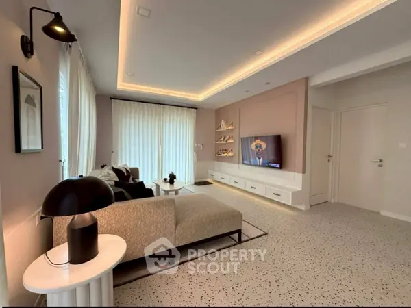 image_rental-30822110