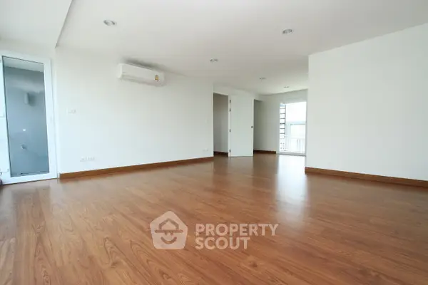 image_rental-6309436