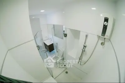 1 Bedroom Condo at Thru Thonglor-5