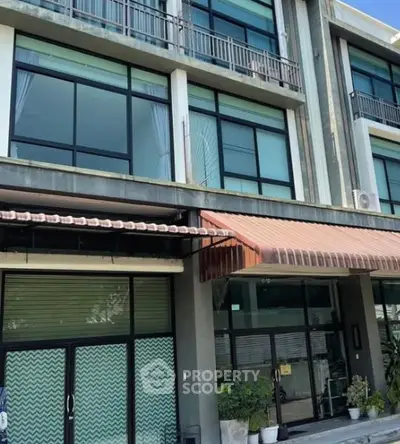 image_rental-31774542