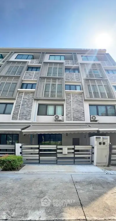 image_rental-27476839