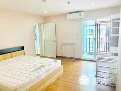  1 Bedroom Condo at Regent Home บางซ่อน-5