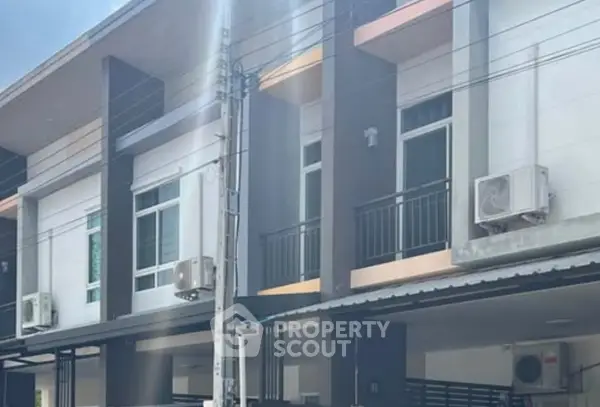 image_rental-29563353