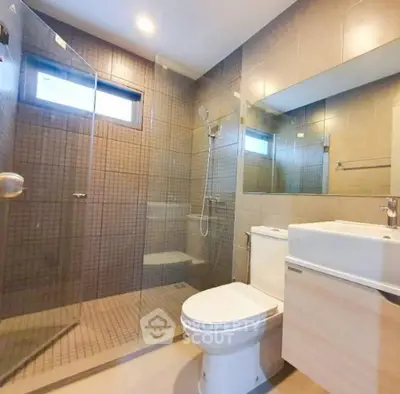 674255020b3a149a3868f140903f639e.jpg
