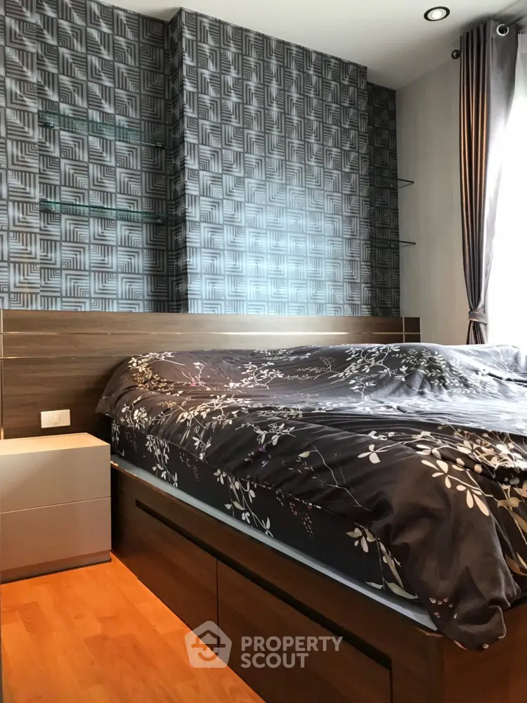  1 Bedroom Condo at The President Sathorn Ratchapruek 3-1