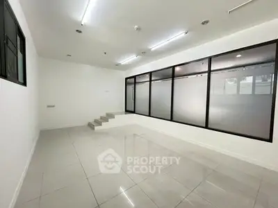 image_rental-28854770