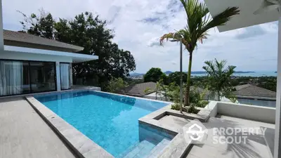 Luxurious villa with private pool and stunning panoramic view