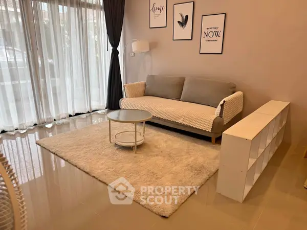 image_rental-26815660