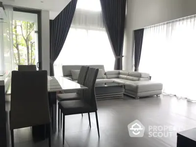  3 Bedrooms Condo -3