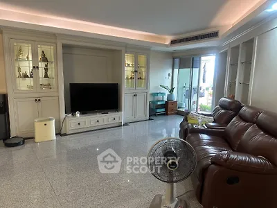 image_rental-18012240