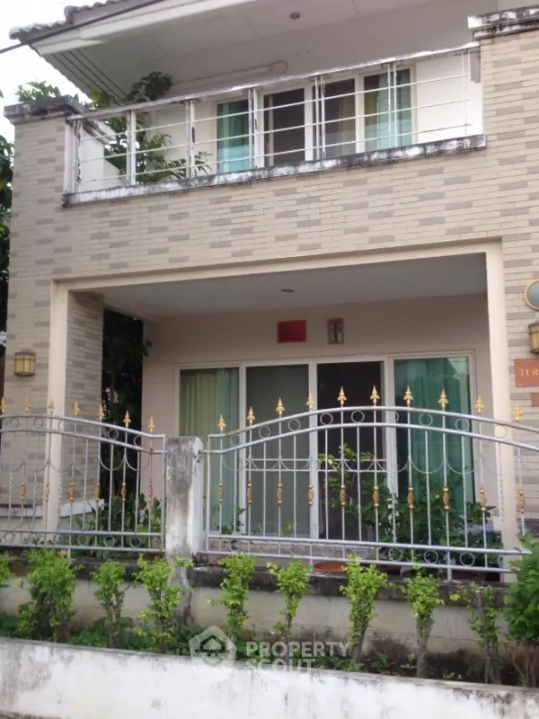 image_rental-7771882