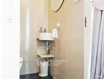  2 Bedrooms Condo at Park Origin Phrom Phong-7