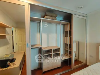 2 Bedrooms Condo at Lumpini Suite สุขุมวิท 41-4