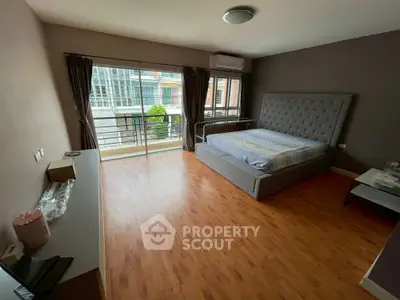 image_rental-30824320