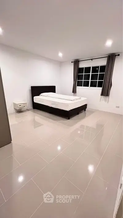 image_rental-28502757