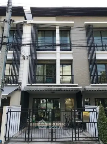 image_rental-6028079