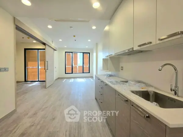 image_rental-27845526