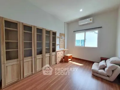 image_rental-28002328