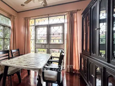 Screenshot 2025-10-12 094457.png