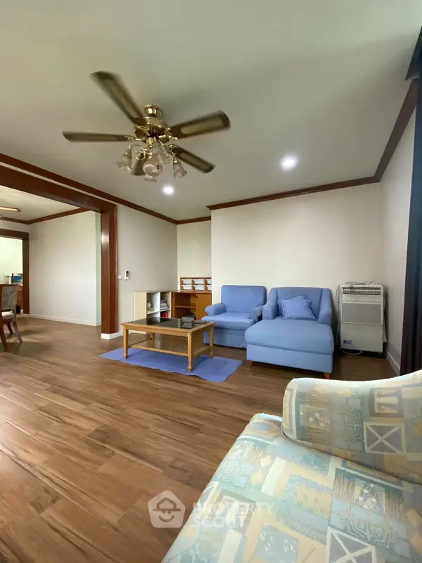 image_rental-31010321