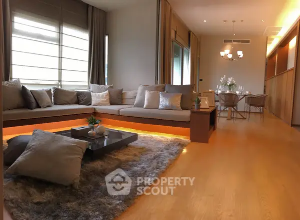 image_rental-5290396