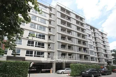  1 Bedroom Condo at The Kris Ratchada 17-2