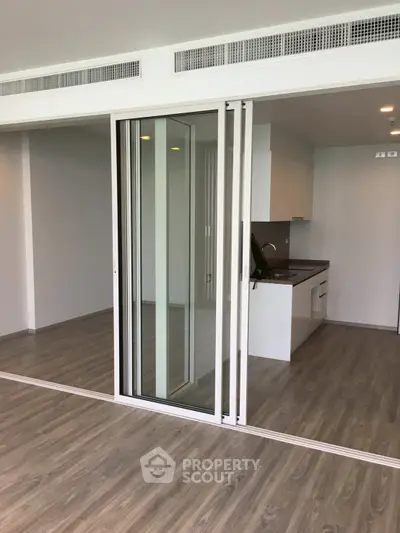 image_rental-29844166