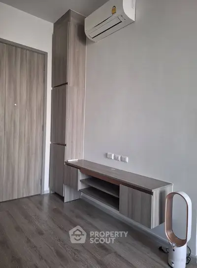 image_rental-30815447